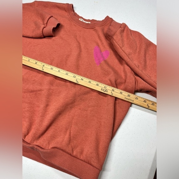 Marine Layer Pull Over CrewNeck Heart Sweatshirt Size M SOLD AS IS - Picture 2 of 7